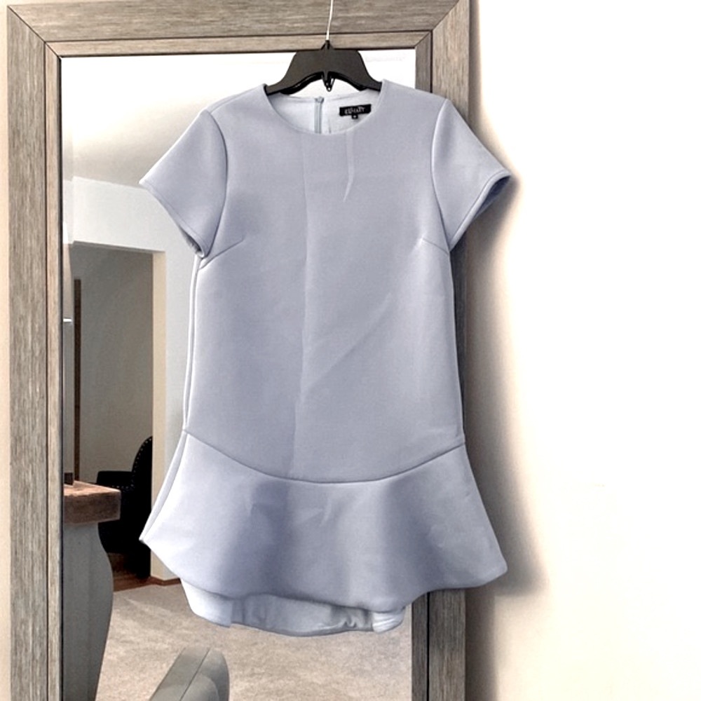 Elliatt, M, cornflower blue short sleeve peplum hem mini sheath dress, beautiful